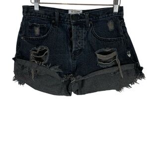 Free People One TeaSpoon Bandits Distressed Jeans Shorts Size 25